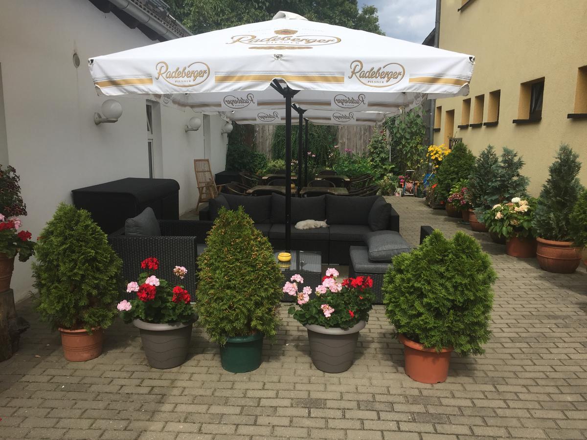 Hotel Schuetzenhaus Bruck  エクステリア 写真